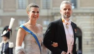 El escritor Ari Behn y princesa Martha Louise de Noruega