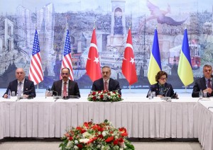 A Istanbul gli incontri trilaterali senza Putin e Zelensky