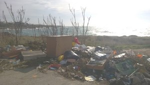 Turismo a Taranto e mondezza sulla costa?