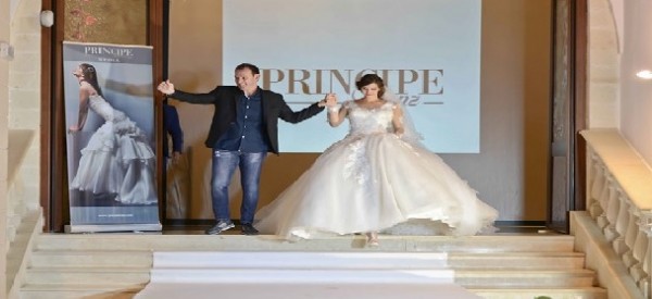 Applausi per i 70 abiti di Principe Franz In passerella ha sfilato la top model Giada Pezzaioli