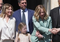  Giorgia Meloni con la figlia