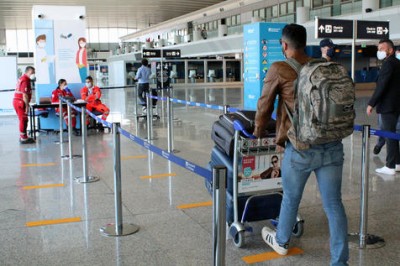 Fiumicino listo para reanudar vuelos. Medidas de seguridad para pasajeros y empleados