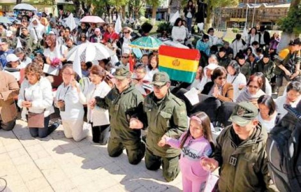 Bolivia - Messaggio dei Vescovi: “Non vediamo l&#039;ora di costruire una Bolivia unita, nel Dio della vita, al di sopra delle differenze”