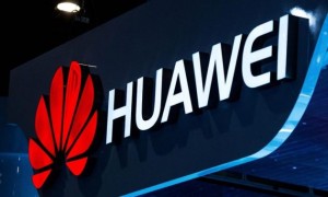 China defiende a Huawei y niega haber exigido el control de dispositivos móviles