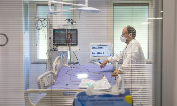 Coronavirus in Italia, scendono i contagi 239 in un giorno, 8 morti , tutti in Lombardia