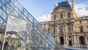 El Louvre no abre este domingo como medida de precaución por el coronavirus