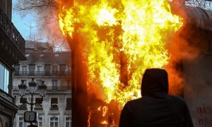 Proteste in Francia contro la riforma delle pensioni