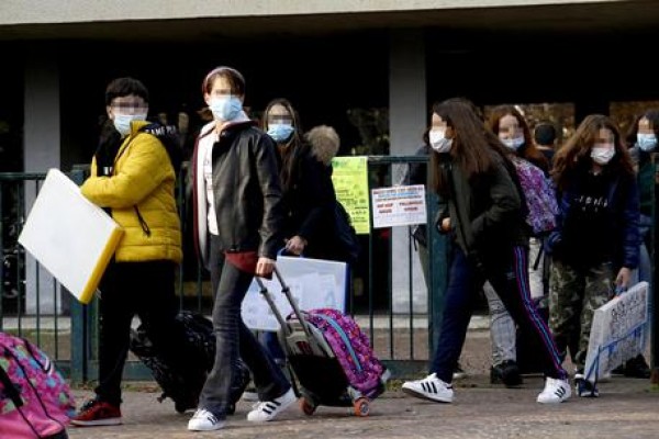 Dpcm: a scuola a gennaio, le regole per Natale e Capodanno