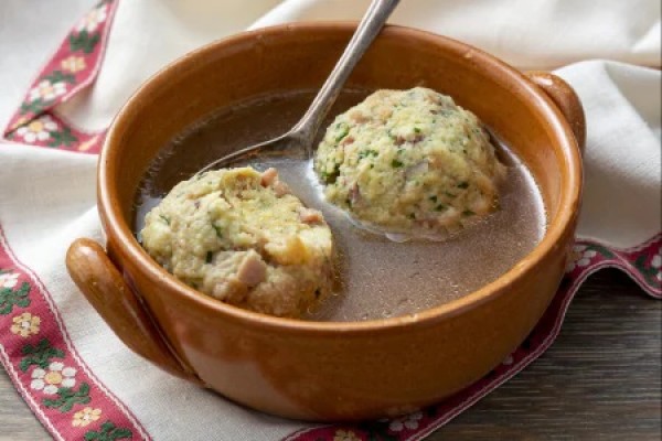 Albóndigas tirolesas  el &quot;canederli&quot;
