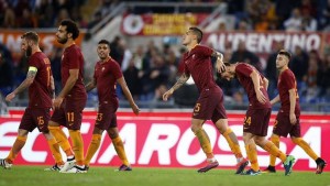 El Roma golea 4-1 al Palermo y se pone a dos puntos del líder Juventus