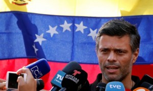 Leopoldo López abandona la embajada española en Caracas
