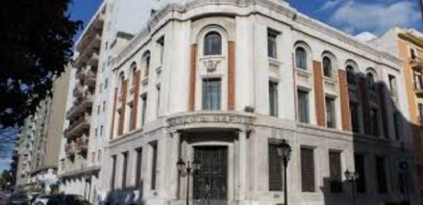 Il salvataggio della Popolare di Bari restituisce la banca di investimenti per il Sud dopo lo scippo del Banco di Napoli