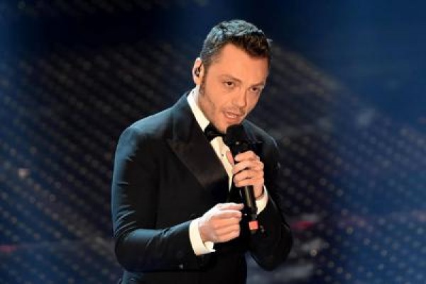 Tiziano Ferro risponde al ministro Fontana