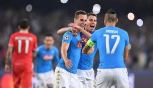 Grande Napoli in Champions, fa poker al Benfica al San Paolo 4-2
