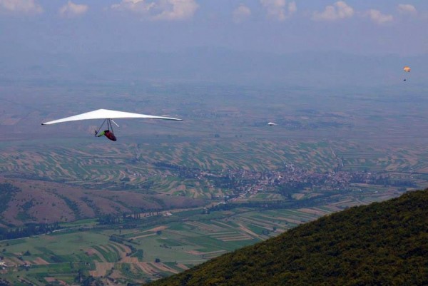 In volo libero alla conquista dei cieli della Macedonia e della Valbelluna