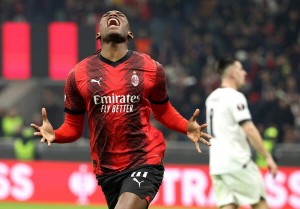 Milan visita a Rennes con amplia ventaja lograda en la ida 