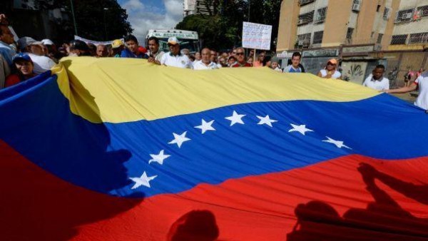 Venezuela, Trump contro Maduro: &quot;Soffoca voce oppositori&quot; 3 morti da arma da fuoco