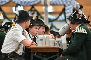 Preparativos para la Oktoberfest en Munich Se celebra del 21 de septiembre al 6 de octubre