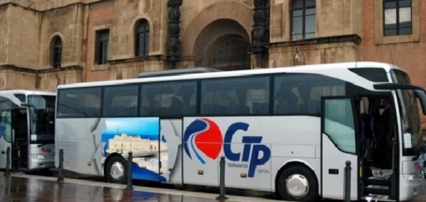 Taranto - Di Lena allo CTP chiede di riprogrammare orari mezzi pubblici per i pendolari