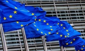 UE mostró «preocupación» tras inhabilitación de Capriles y Machado