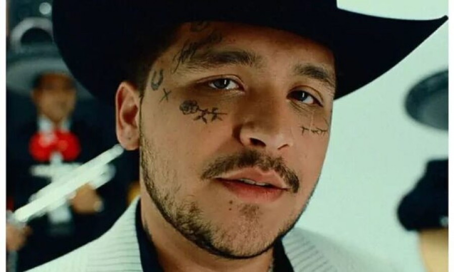 El mexicano Christian Nodal anuncia su nueva gran gira
