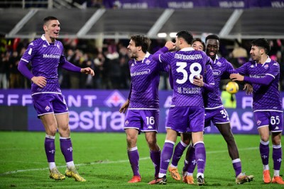 Fiorentina a semifinales por penales