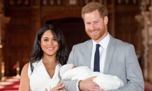 Harry e Meghan nel 2019 con il primogenito