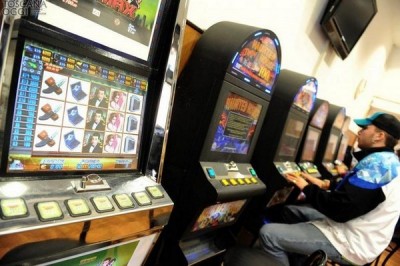 Firenze – Il M5S sulla vicenda del gioco d’azzardo nei circoli ricreativi