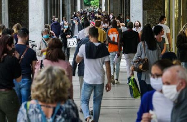 Coronavirus en Italia, el aumento de infecciones y víctimas continúa, 379 casos nuevos y 9 muertes