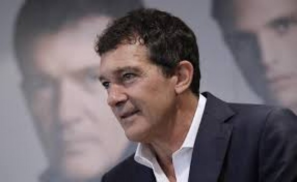 Antonio Banderas: &quot;Esta carrera hacia el premio es de no perder la dignidad&quot;