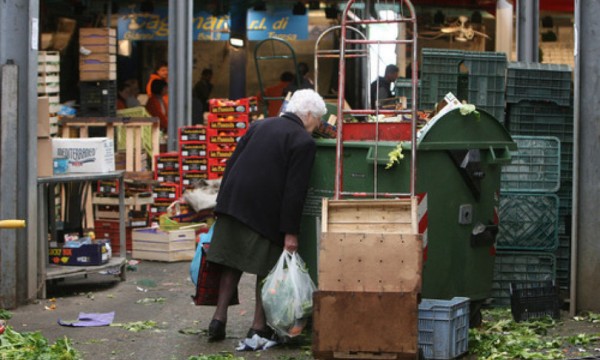 Oltre 2,1 milioni di famiglie rischiano la povertà assoluta