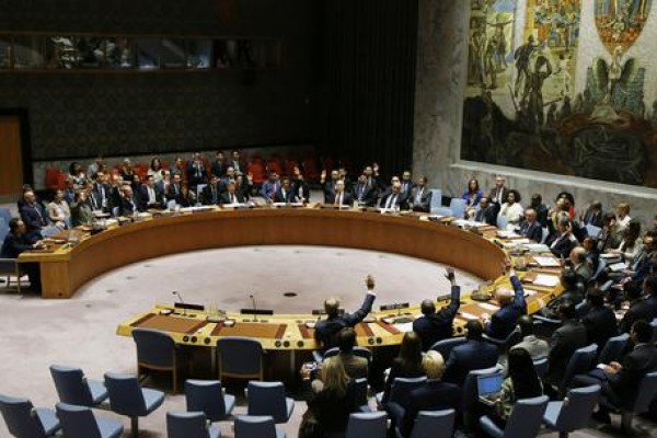 Venezuela: bocciata risoluzione Usa, veto della Russia e della Cina. Usa sanziona 6 militari di Maduro