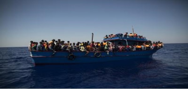 Migranti, sindaco Palermo «Denuncio l&#039;Europa per genocidio»