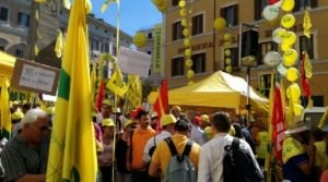 A Montecitorio in migliaia protestano contro il Ceta