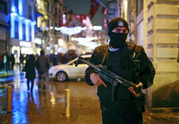 Turchia: l&#039;Isis rivendica l&#039;attentato di Capodanno a Istanbul &quot;Turchia serva della croce&quot;