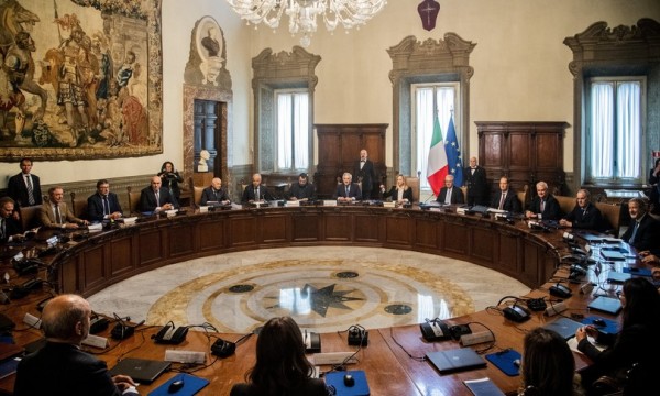 Riunione del Cdm presieduto da Giorgia Meloni