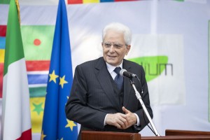 Videomessaggio del Presidente Mattarella agli italiani all&#039;estero: “Grazie per la vostra solidarietà”