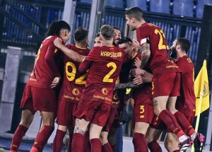 Roma ganó de local y volvió al podio 