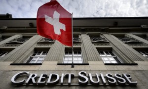 Ubs acquisisce l&#039;eterna rivale per 3 miliardi. Evitato il crac di Credit Suisse