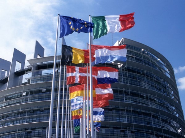 M5S vuole cambiare i vitalizi del Parlamento europeo. Ecco come