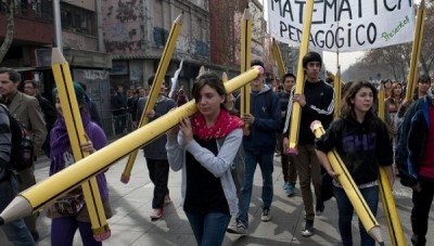 Teachers in Chile Work More Hours Than Any Other OECD Country