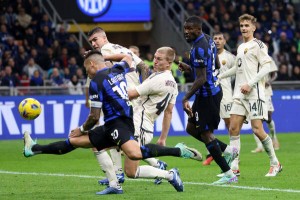 Inter va por más a casa de una Roma resurrecta
