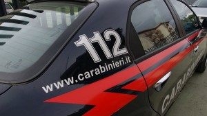 Tenta di investire il padre: arrestato un 20enne