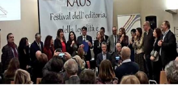 Kaos 2019, il festival itinerante approda a Sambuca di Sicilia. Il bando e la scheda di partecipazione