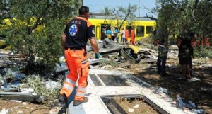 Scontro treni, l&#039;appello della Regione Puglia: &quot;Donate il sangue per i feriti&quot;