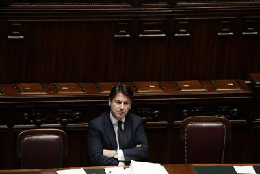 Conte parla alla Camera: Fdi assente, Lega abbandona l&#039;Aula