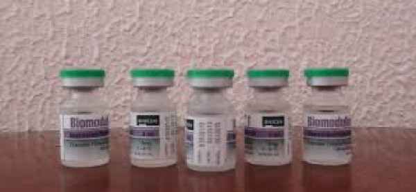Biomodulina T, uno dei 22 medicinali contro il Covid-19, a Cuba