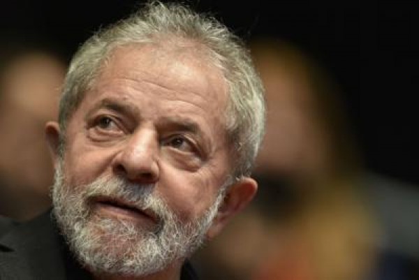 Brasile, ex presidente Lula rinviato a giudizio per intralcio alla giustizia