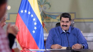 Venezuela: Maduro aumenta gli stipendi (che rimangono bassi)