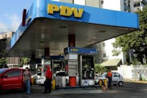 Incorporan 133 gasolineras a la red que vende a precios internacionales